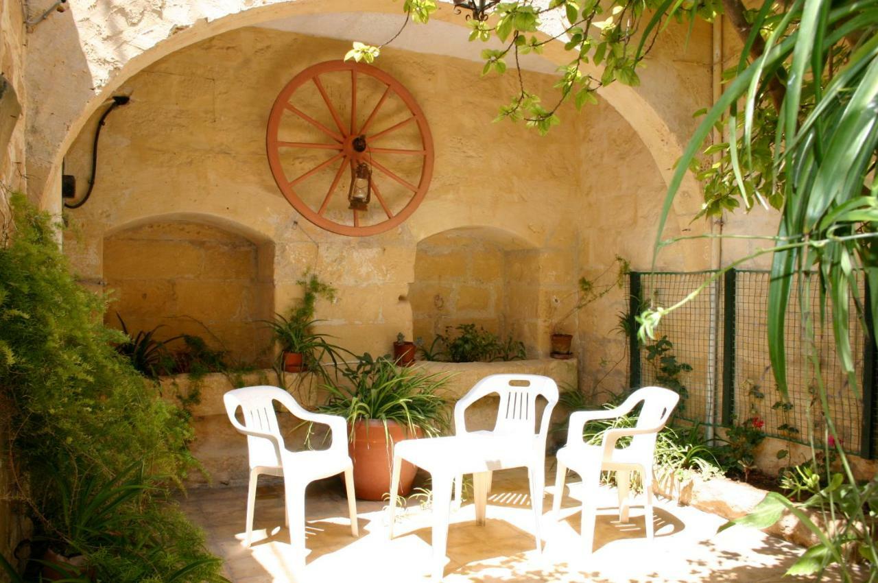 Sylvia' S Millhouse Villa Kercem Ngoại thất bức ảnh